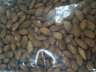 Almond (big)